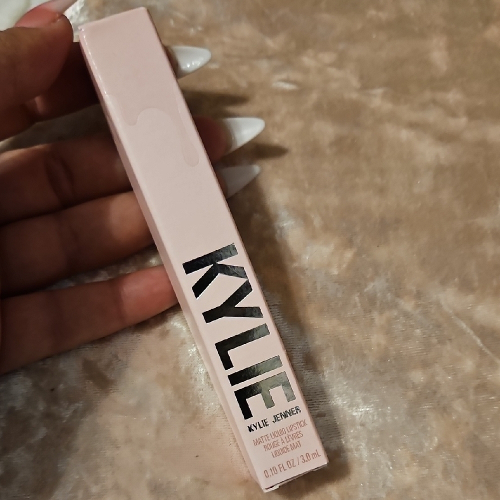 KYLIE Matte Liquid Lipstick - KHLO3 MATTE